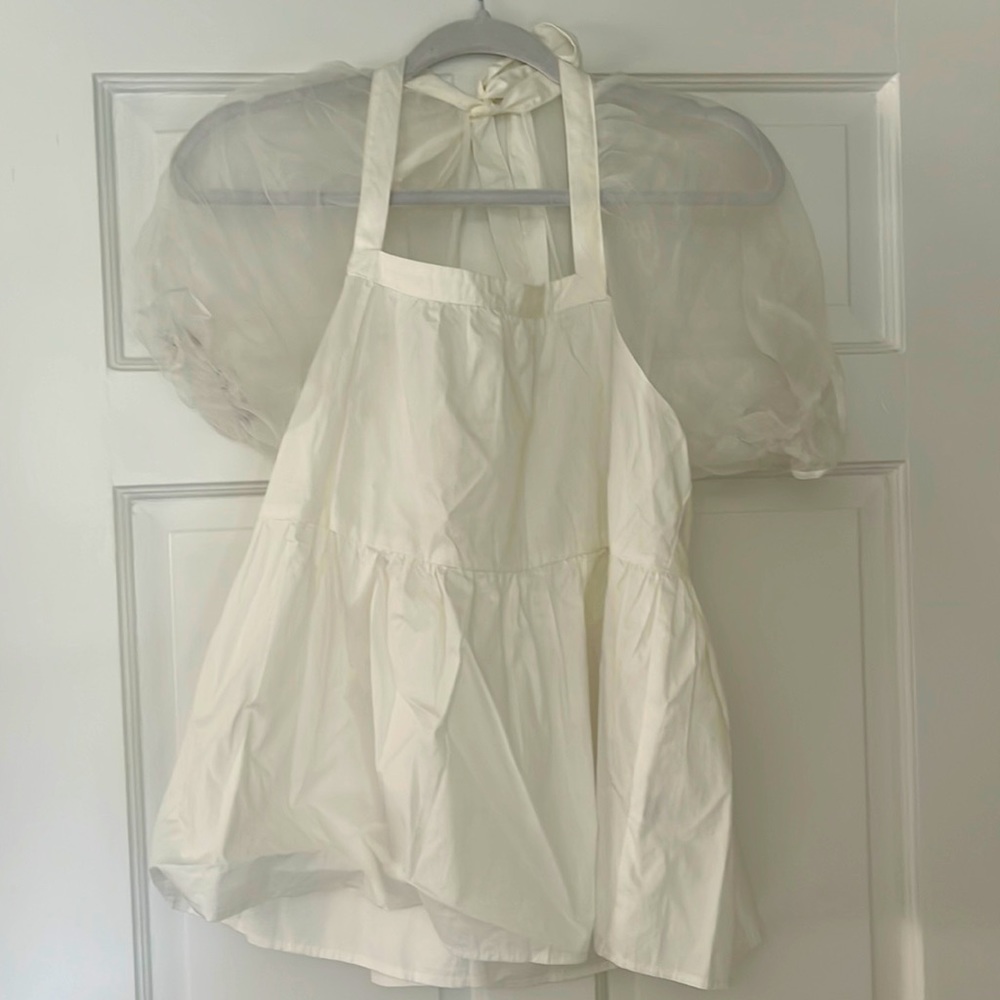 Pomander Place Fun Blouse.  Tie back. Puffy sheer sleeves Size S